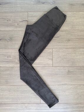 Wilfred Free Grey Suede Daria Leggings